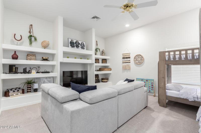 Guest Bedroom 4 Flex Room