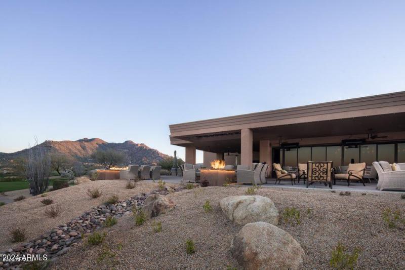 Outdoor Seating, Shown from Below