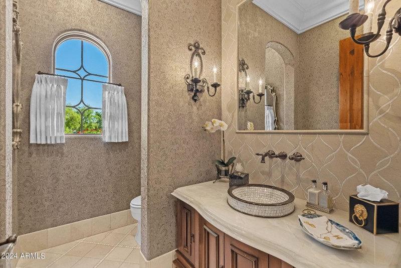 formal powder room