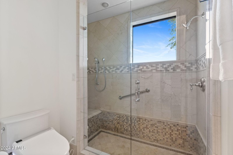 Guest house shower