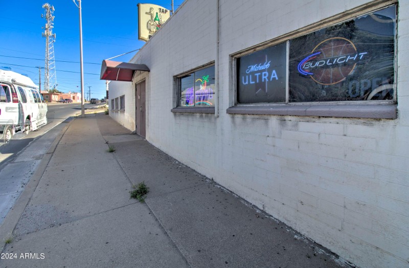 850 W Ash St-4