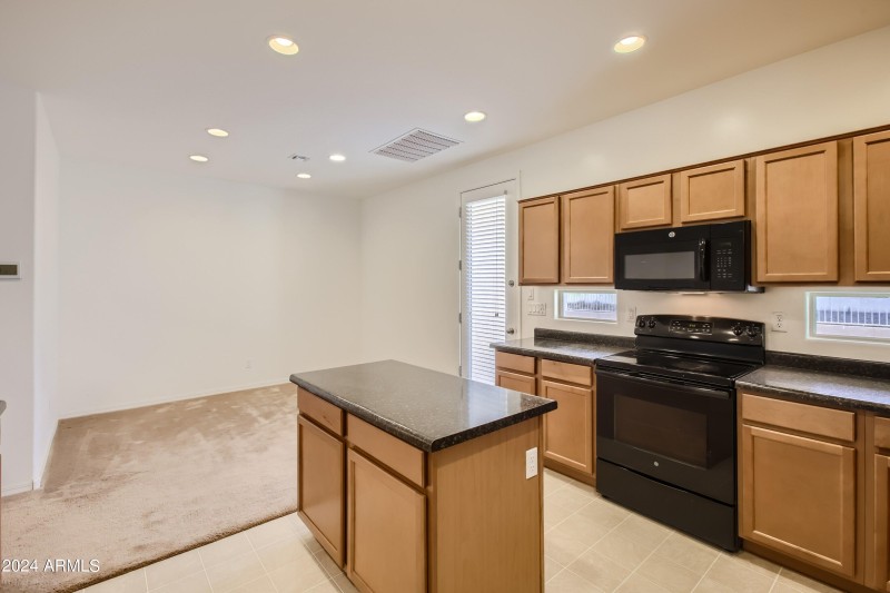12 Kitchen