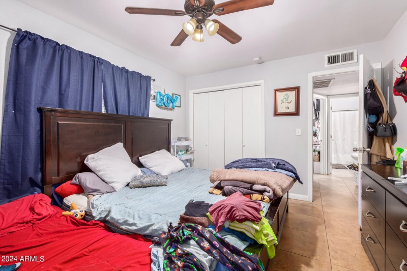 Unit 2 Bed 1
