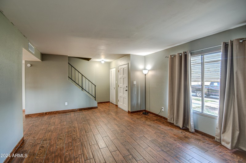 Living Room 4
