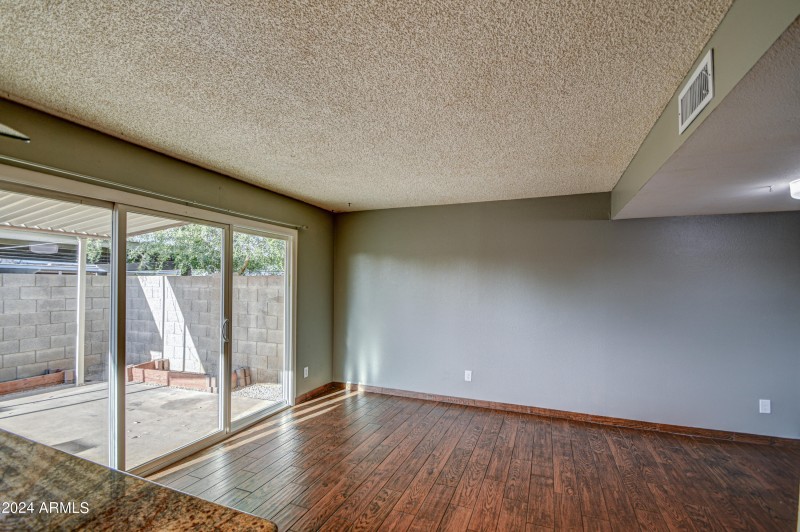 Dining Area 2