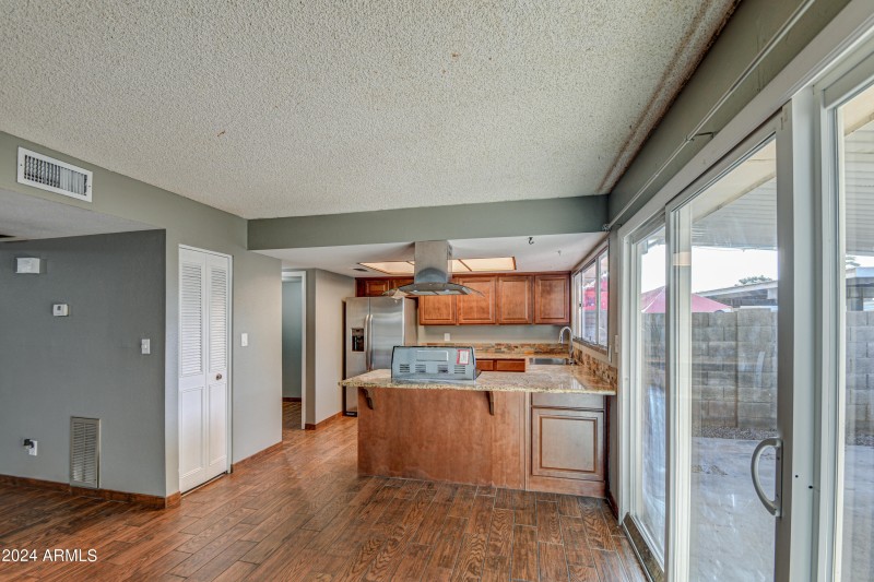 Dining Area 3