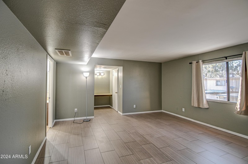 Bedroom 2-pic 1
