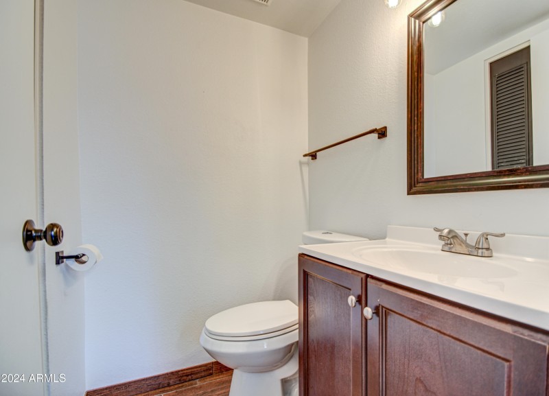 Half Bath-pic 2