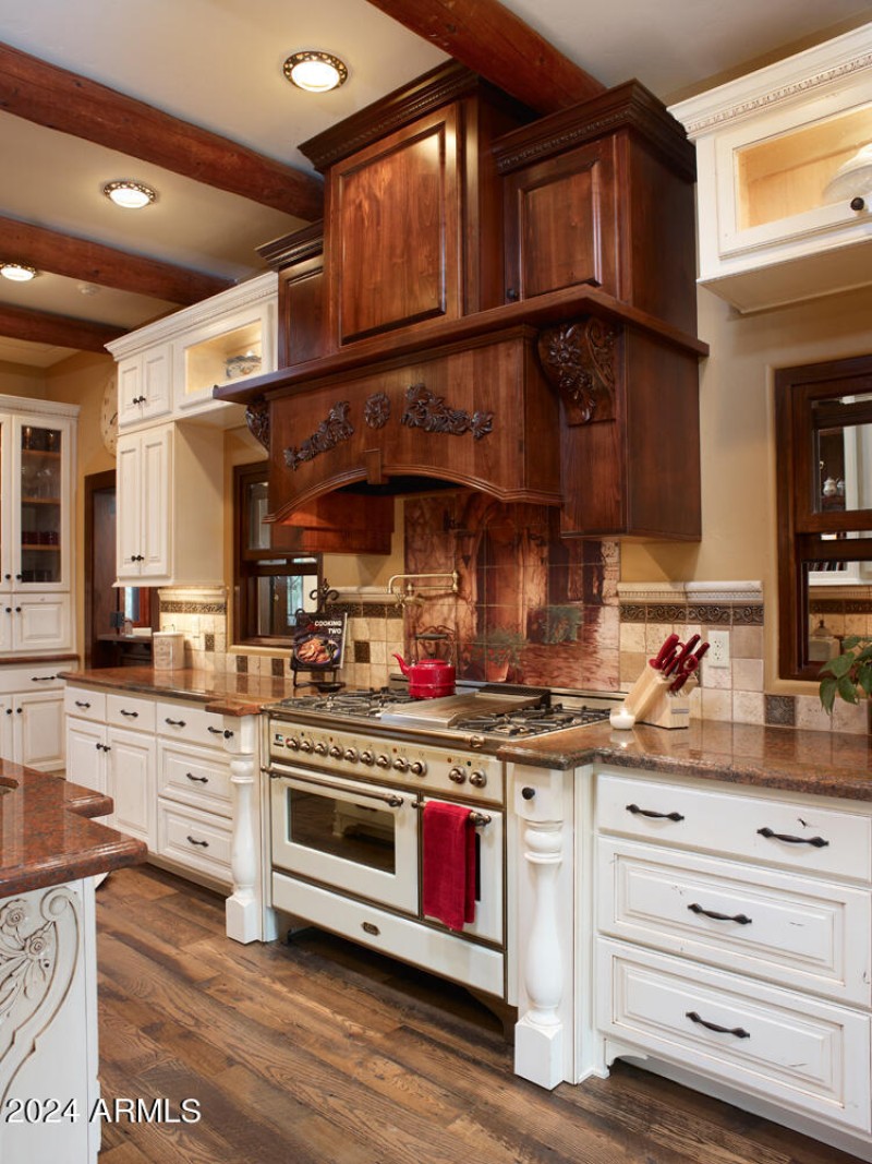 ranch house kitchen