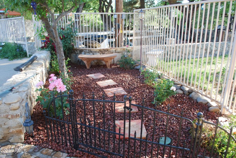Rose Garden