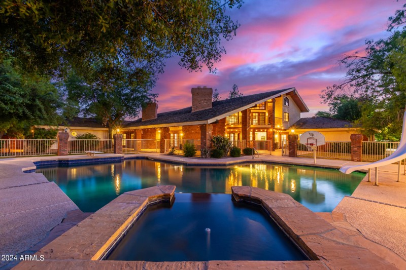 Diving Pool