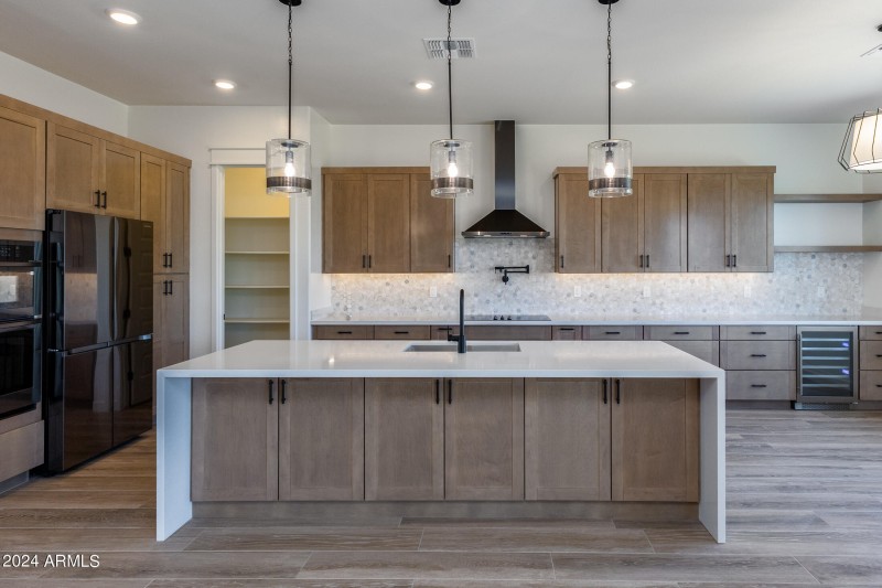 723 N Moon Rd-16