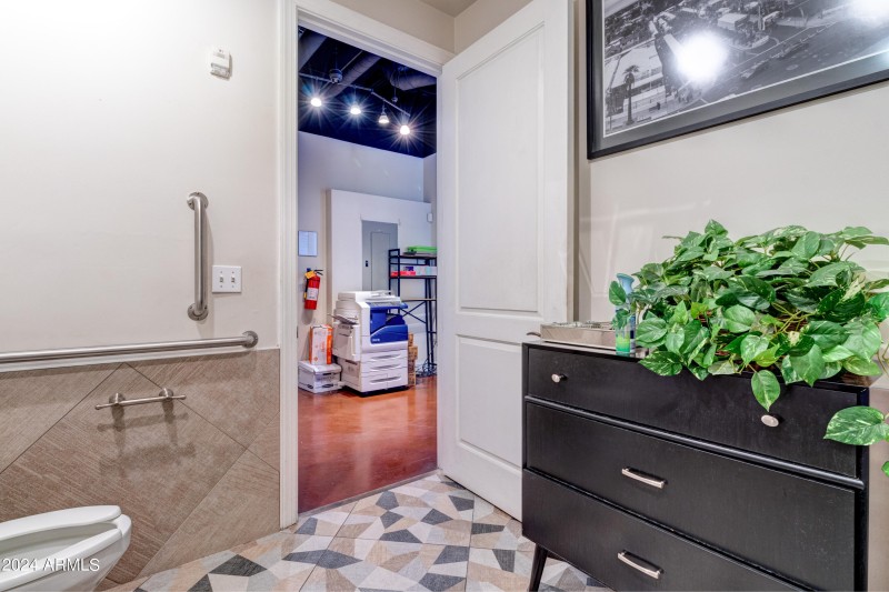 2302 N Central Ave_Full (28 of 35)