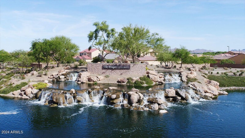 Bridges Entrance