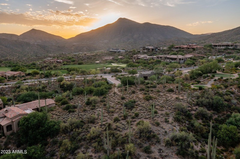 28-web-or-mls-DJI_0161