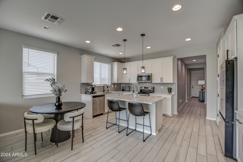 Kitchen 1