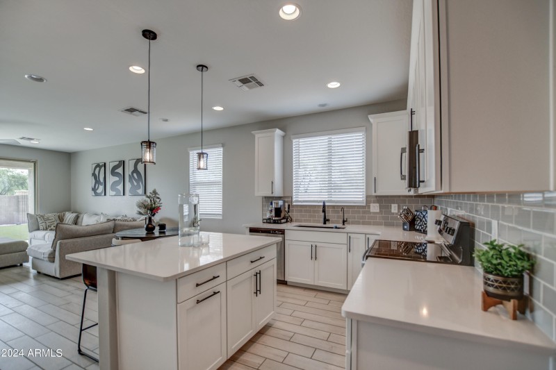 Kitchen 8