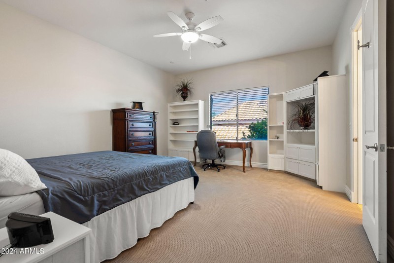 Bedroom Sharing Jack & Jill Bath