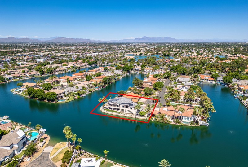 Rare Peninsular Lot