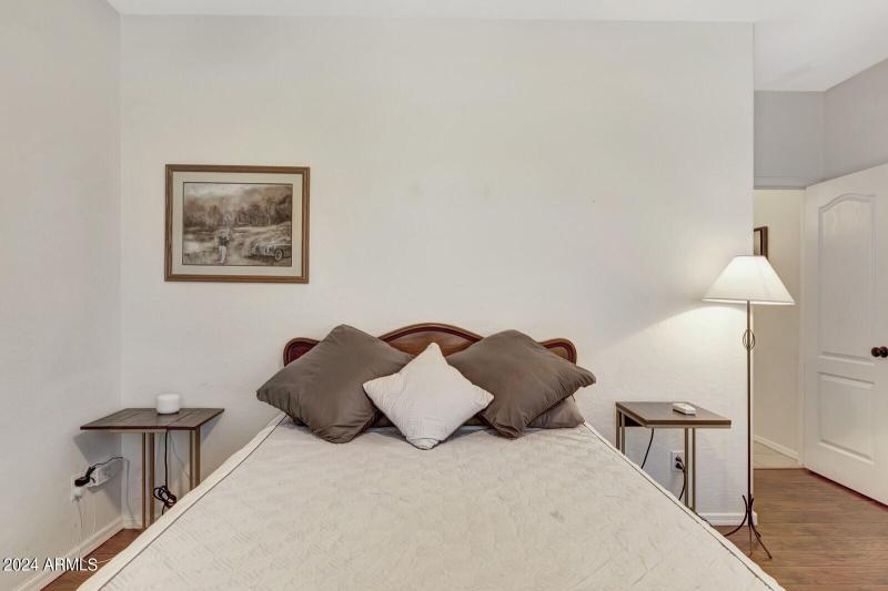 39_4343_East_Mossman_Drive__32_mls