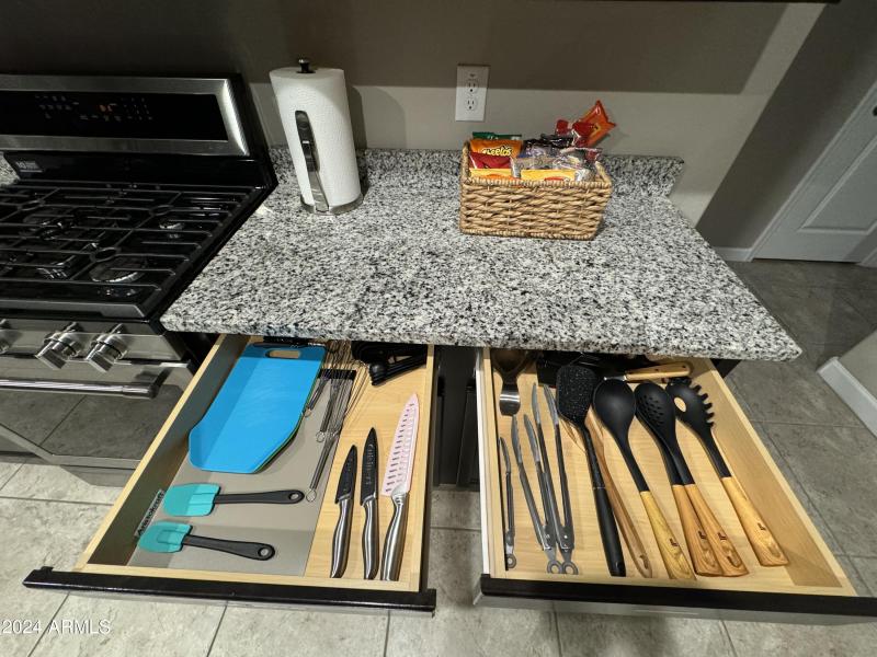 C8F10CEA-120A-4FD3-9BCC-839C8E193CD0