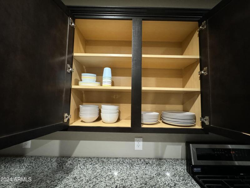 6DEE9BAD-B0B1-4E42-BD41-0A5C414DF8BF