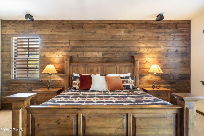 30-web-or-mls-36601-n-mule-train-rd-a5