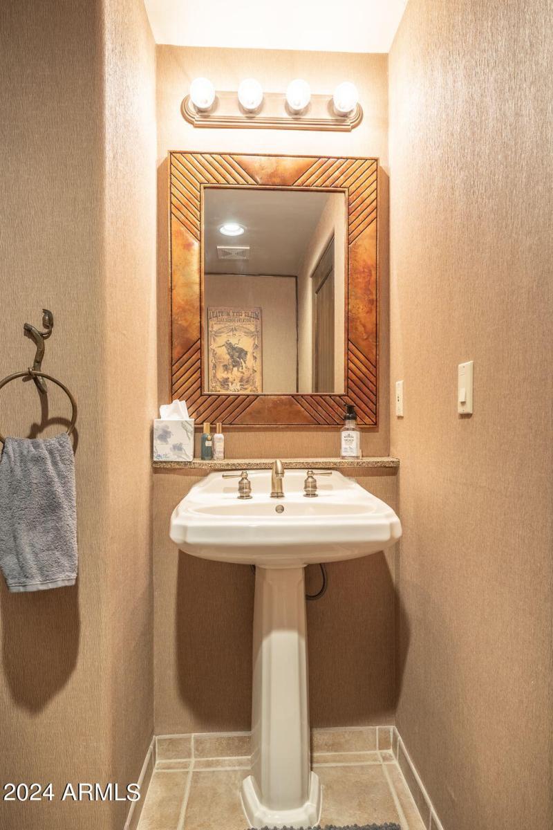 56-web-or-mls-36601-n-mule-train-rd-a5