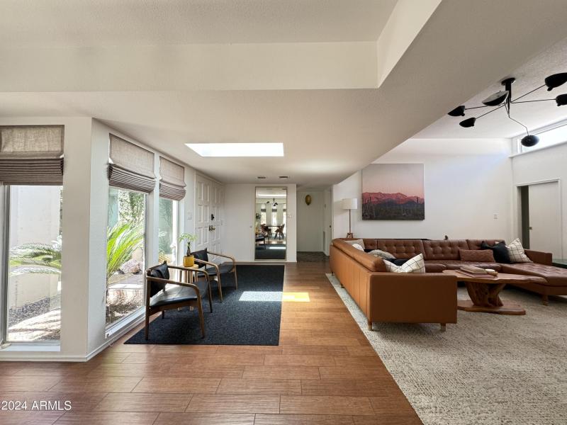 Entry way/Living room