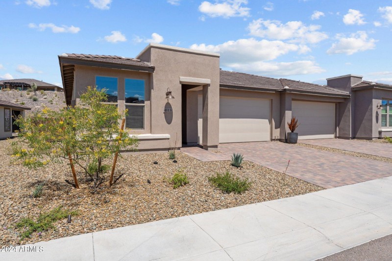 4113 Desert Moon Dr