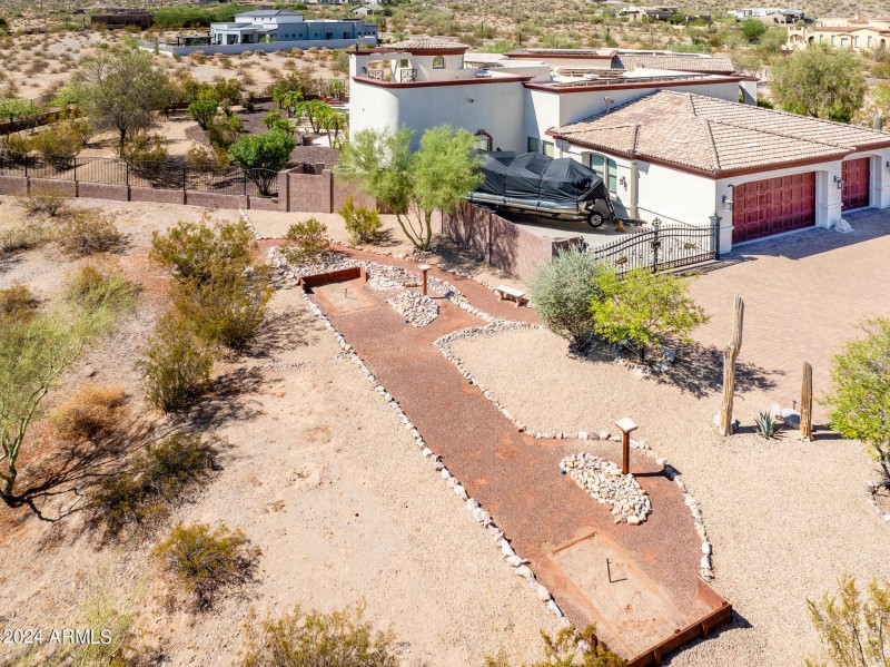 Regulation Horseshoe Pit