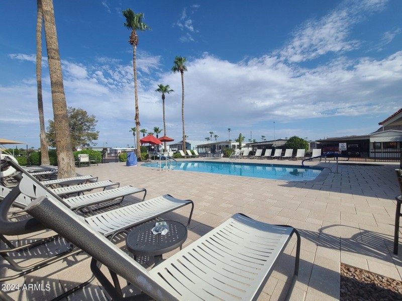 Viewpoint Pool 2