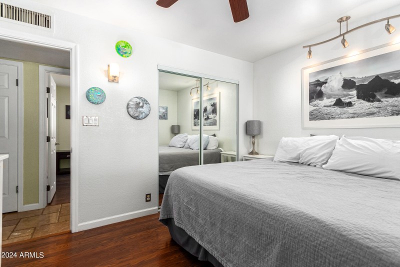 MAIN BEDROOM