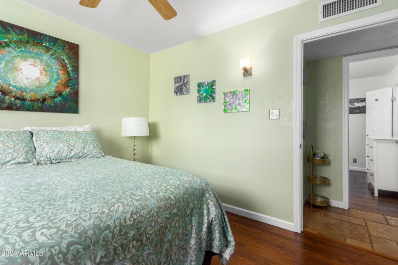2nd BEDROOM