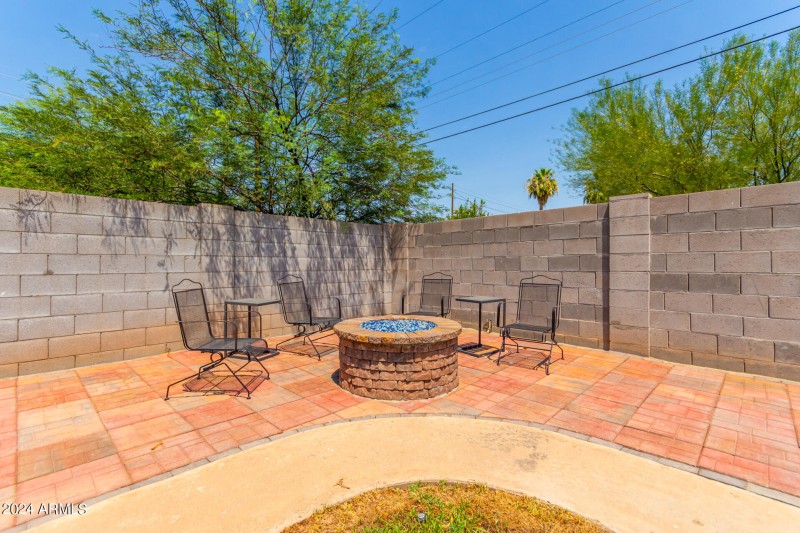 BUILT IN FIRE PIT