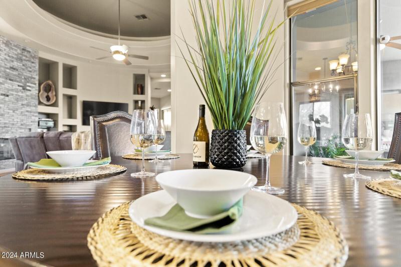 22_11362_E_Dale_Ln__022_mls