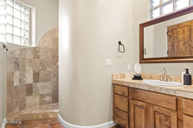 78_11362_E_Dale_Ln__078_mls