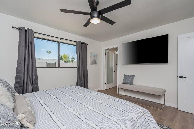 553c7703-9781-4f4e-8e97-73c38749c1f3