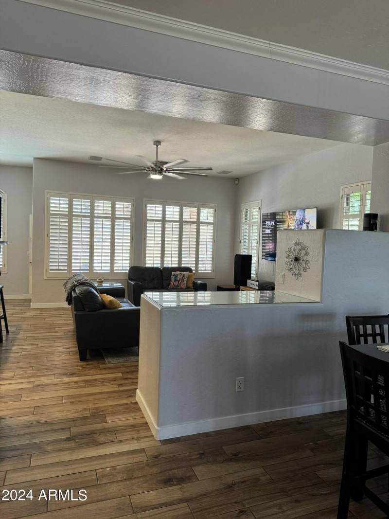 familyroom2