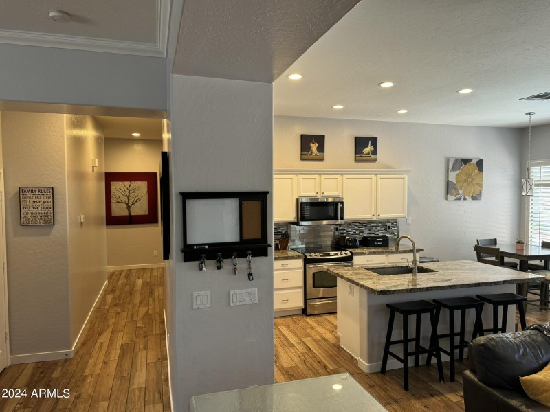 hallkitchen