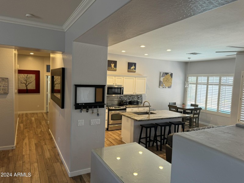 hallkitchen2