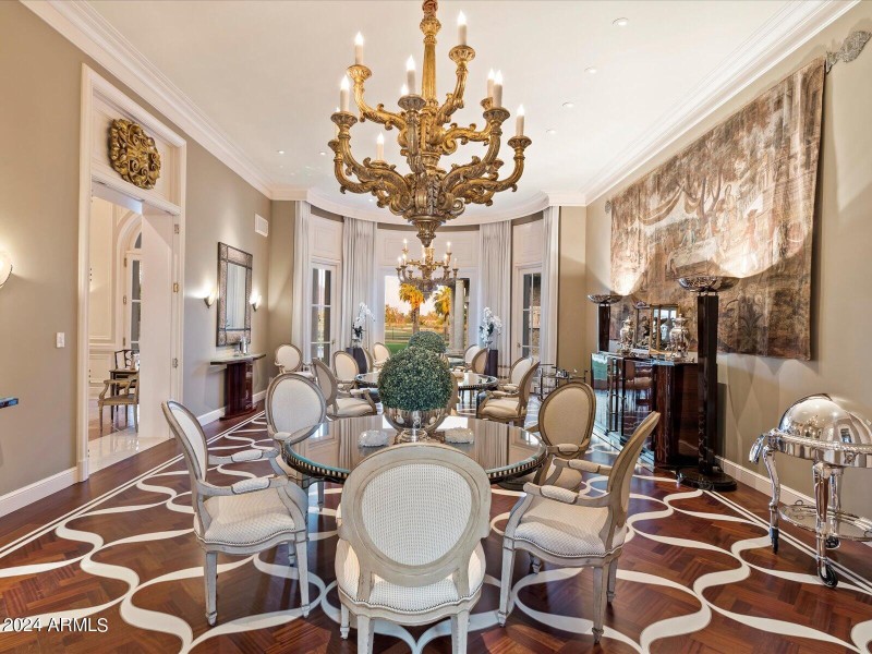 027-Dining Room