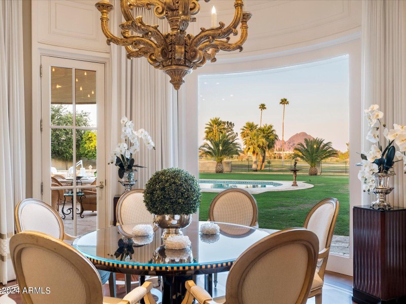 028-Dining Room