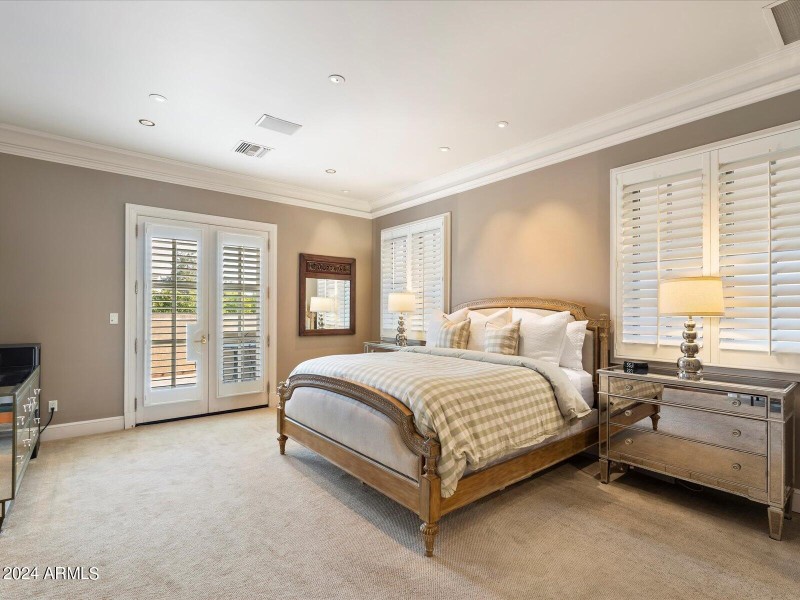 093-Bedroom