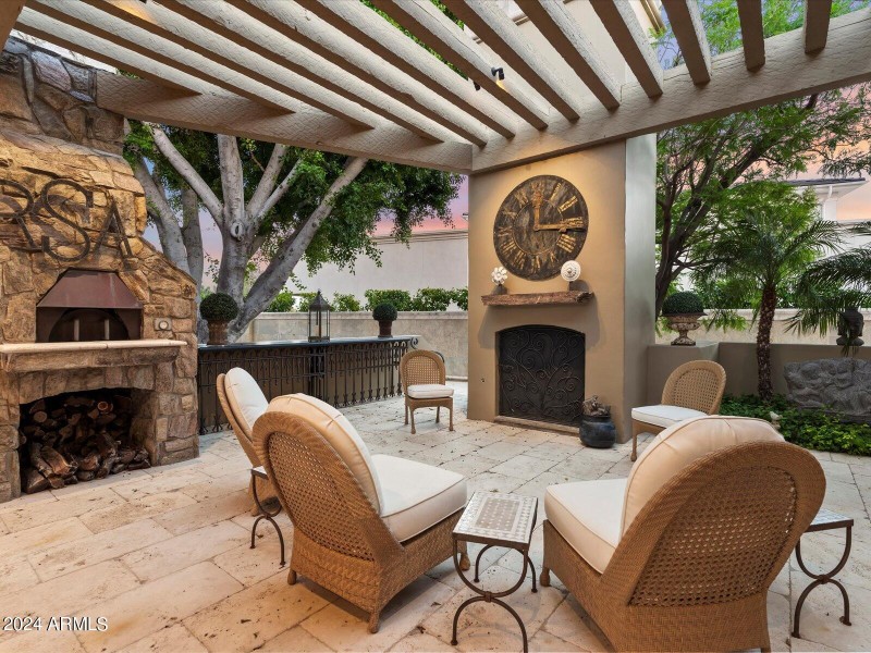 109-Covered Patio