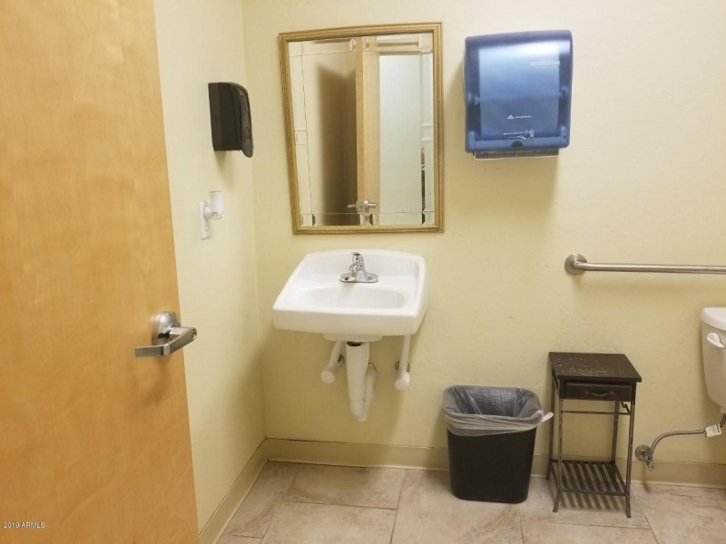 936 1st side 2nd bathroom