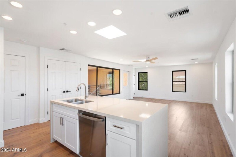 010_Living Room I