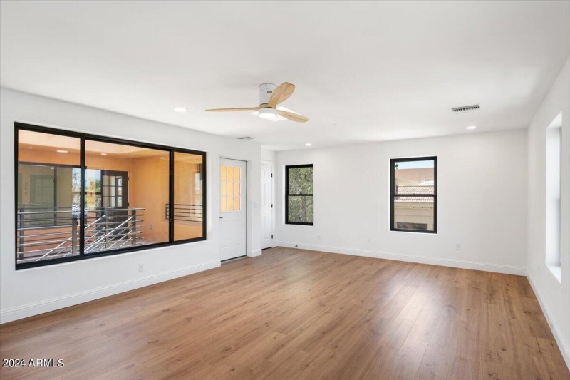 014_Living Room