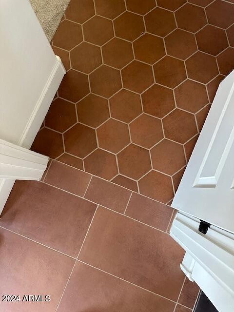 Master BD Deco Tile Floor