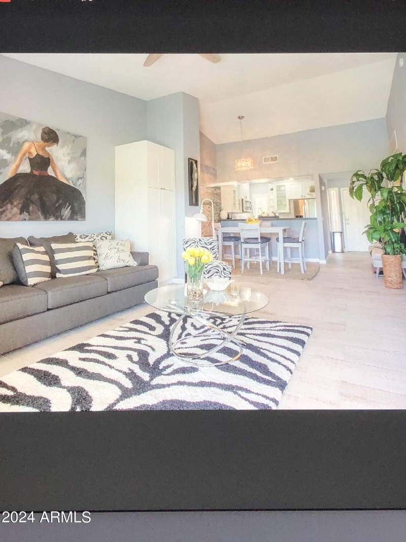 Great Room with Vaulted Ceilings